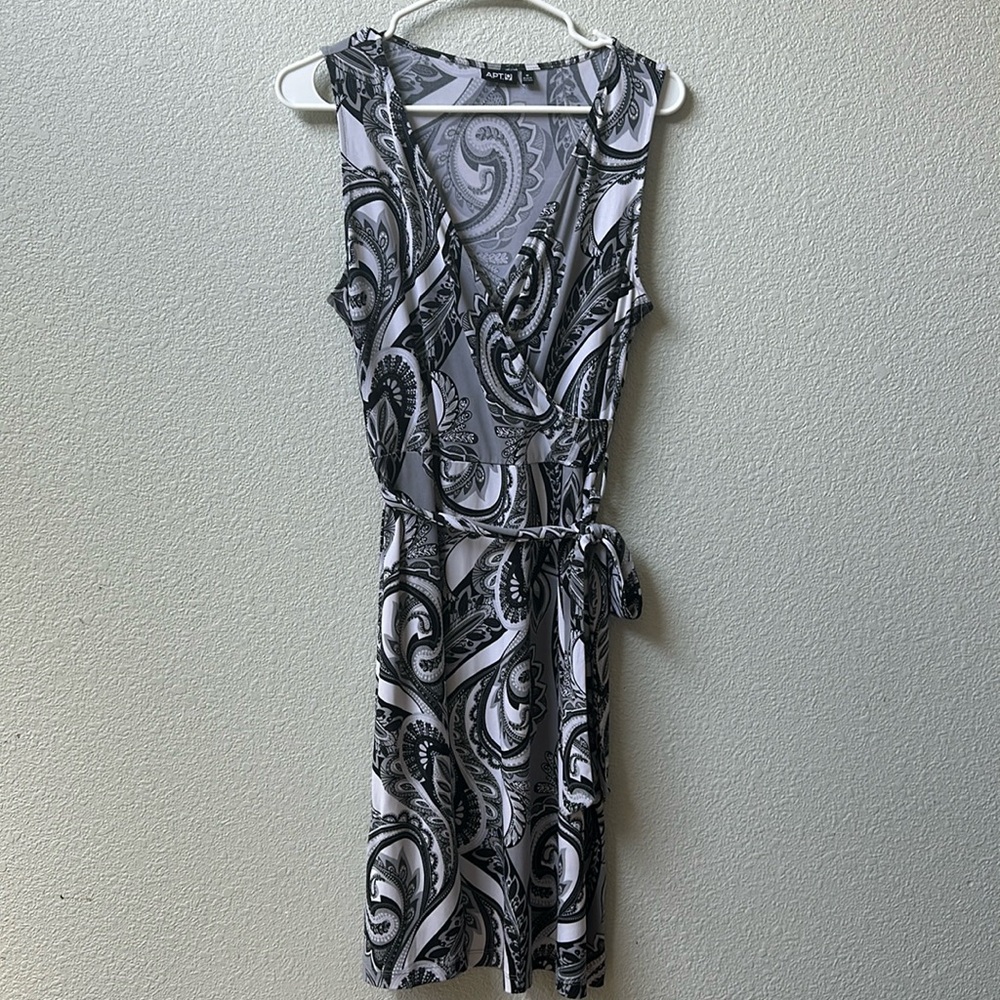 Women’s Apt 9 Dress Size Medium‎